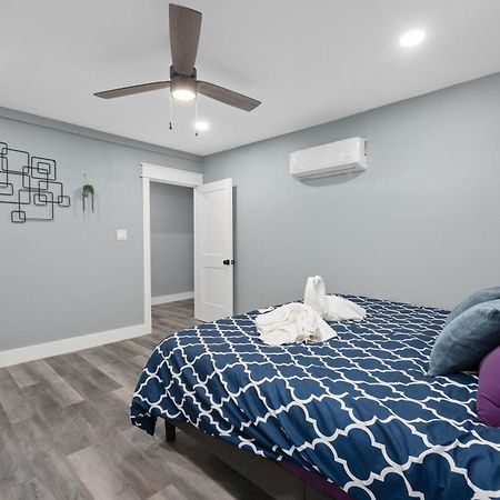 Elegant 2Br Apt Near Med Center With Free Park Houston Bagian luar foto